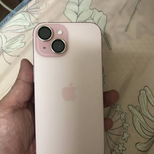 Pink - Full set 99% new iPhone 15 128gb battery 95%  one month warranty