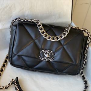 香奈兒 Chane 黑色配雾银色五金 大菱格豆腐包 口盖包26cm