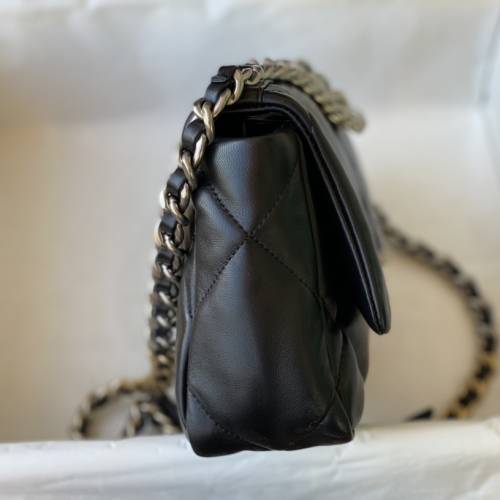 香奈兒 Chane 黑色配雾银色五金 大菱格豆腐包 口盖包26cm