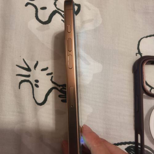 100% 新iphone16pro 金色 apple care+ 2027年4月