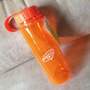 🏊 WONDERLAND Water Bottle BPA Free FDA Approved NEW 全新 水瓶 🏃