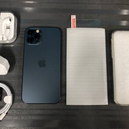 Blue - Full set 99% new iPhone 12 Pro 256GB battery 100% one month warranty