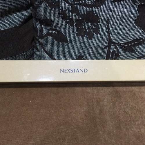 Stand for Macbook ThinkPad Notebook Computer Adjustable Portable NEW 全新手提...