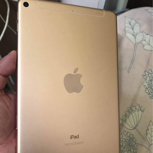 Rose gold - Full set 99% new iPad mini 5 64gb lte one month warranty