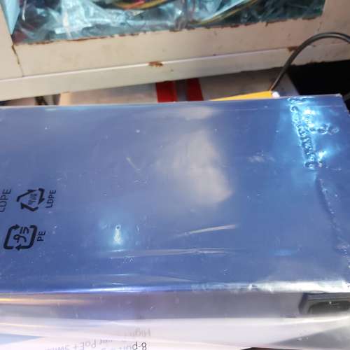 低過半價,新品未拆袋未用過 Netgear 16 Port Gigabit 交換機