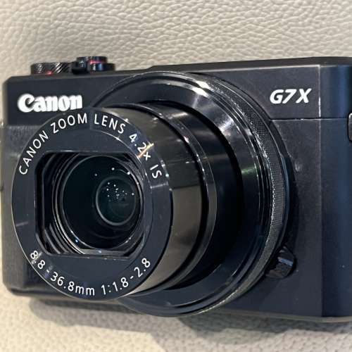 Canon G7X Mark II