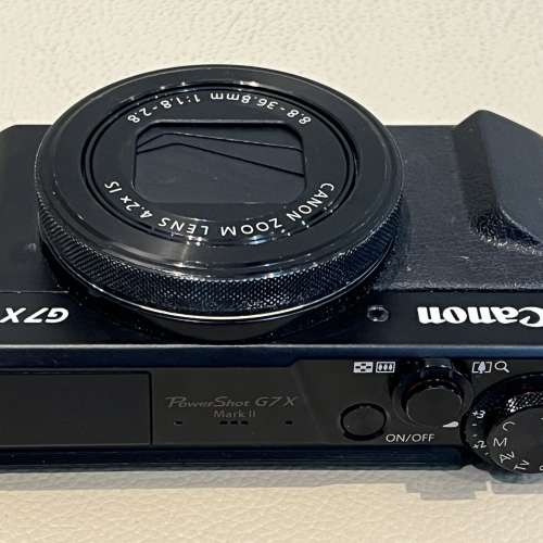 Canon G7X Mark II