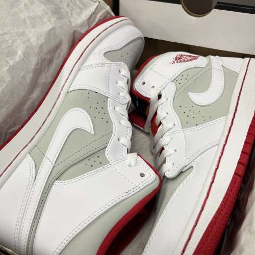 全新Jordan 1 賓尼兔特別版