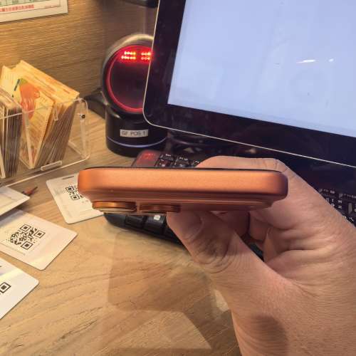 iphone 17  pro max 256gb 橙色