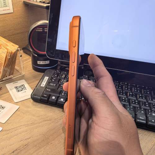 iphone 17  pro max 256gb 橙色