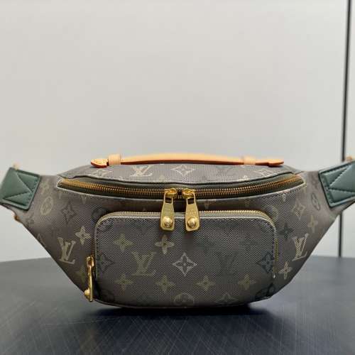 M26933軍綠色 胸包腰包