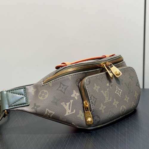 M26933軍綠色 胸包腰包