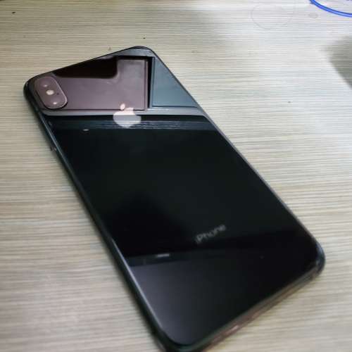 iPhone xs max 256G 送全新 Philip 流動電池 同marvel 保護套