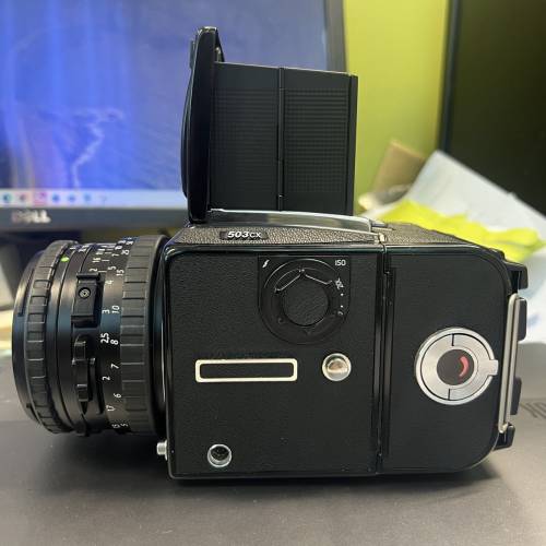 Hasselblad 503cx with 80mm lens acute matte focusing screen