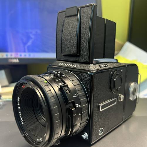Hasselblad 503cx with 80mm lens acute matte focusing screen