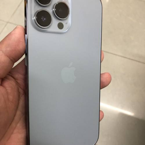 Blue - Full set 99% new iPhone 13 Pro Max 256GB battery 100% one month warranty