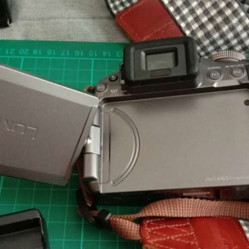 Panasonic DMC-G6H Lumix Body + 副廠直倒