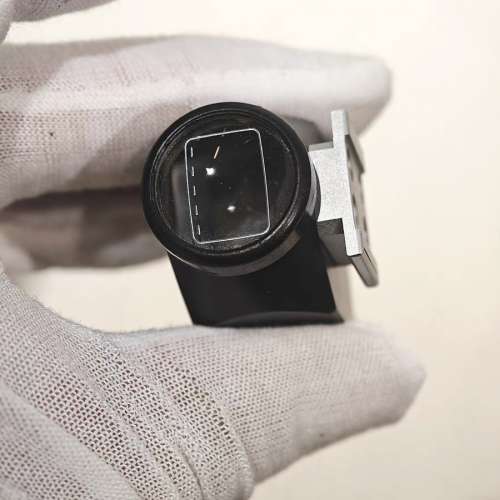Leica 28mm viewfinder
