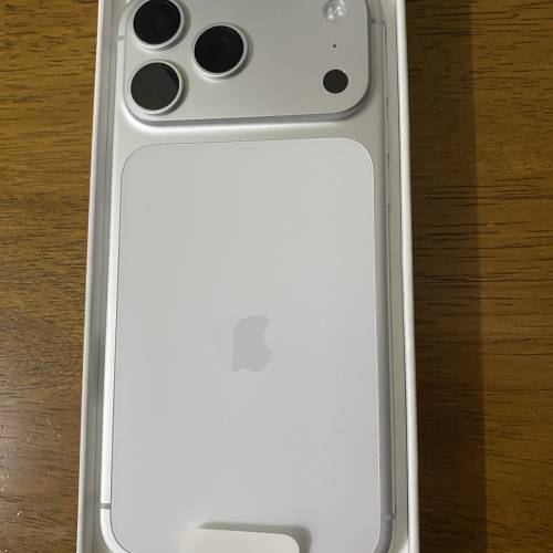 iPhone 17 Pro Max 512銀色