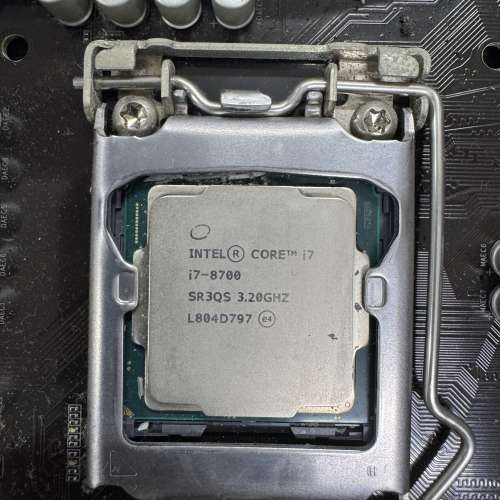 i7-8700 + Gigabyte H370 Aorus Gaming 3 WiFi + G.Skill RAM + 送WD 1T