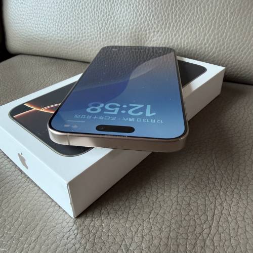 完美無花 香港行貨 iPhone 16 Pro Max 1TB 沙漠金 Dessert Titianium