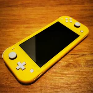 Switch Lite 黃色，已改