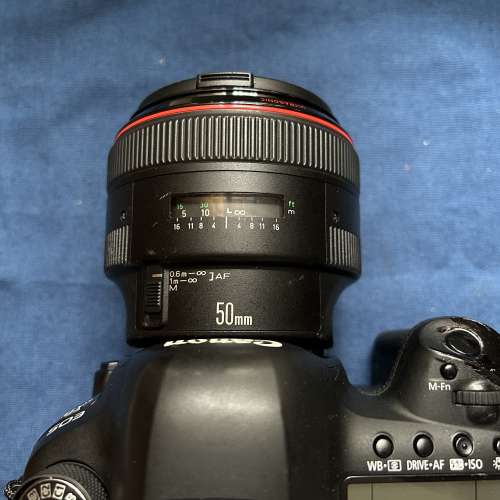 Canon EF 50/1.0L USM