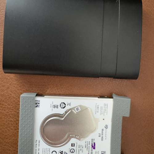 Seagate ST2000LM007 2TB 外接硬碟