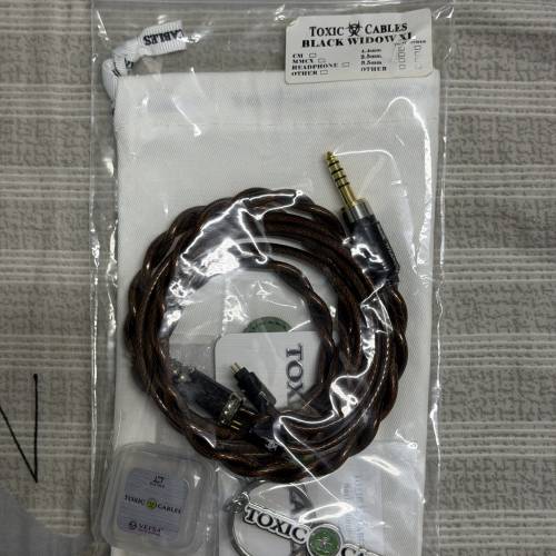 Toxic Cables Black Widow XL (Versa版) 升級線