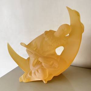 Harlequin on the Moon Sculpture (NEW) 全新磨砂緞面亞加力丑角在月亮雕塑