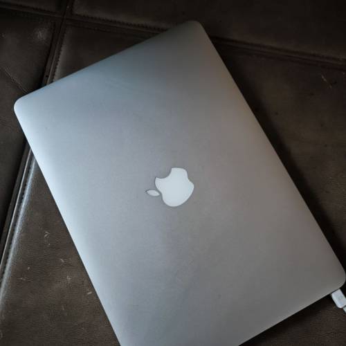 Macbook Air + Apple 2K Cinema Display