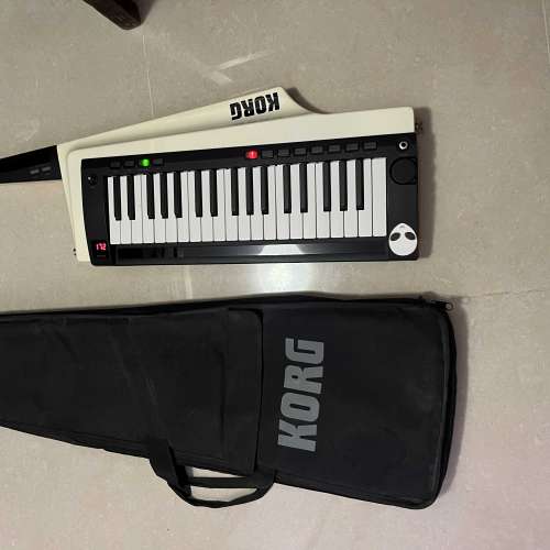 Korg RK-100S keytar