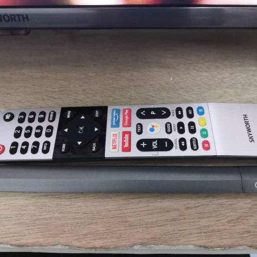 創維50SUE8000 50寸QLED 4K電視(90%新100%全正常,靓仔小用)