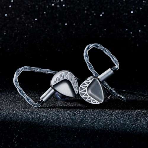 Unique Melody Maven II / Jet Black