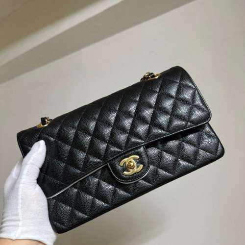 全新𝐂𝐇𝐀𝐍𝐄𝐋 𝐂𝐅𝟐𝟓手袋