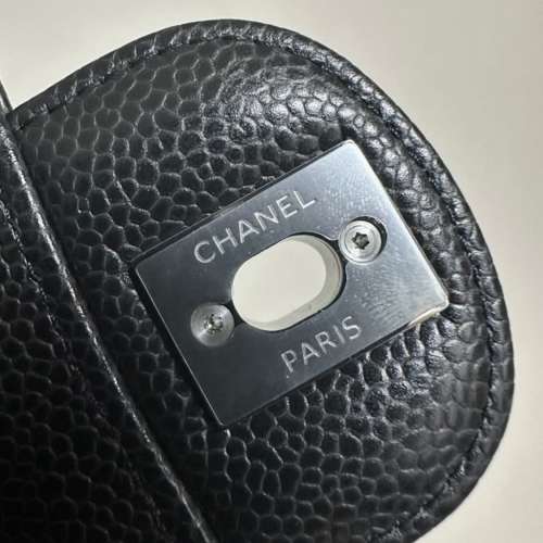 全新𝐂𝐇𝐀𝐍𝐄𝐋 𝐂𝐅𝟐𝟓手袋