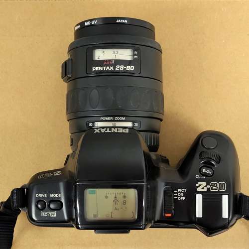Pentax Z-20 菲林相機 + Power Zoom 28-80mm F3.5 鏡頭 + 遙控