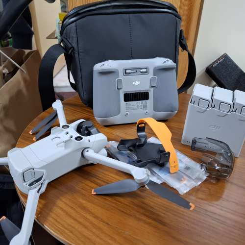 DJI Mini 3 Pro九成新連三塊標凖電池