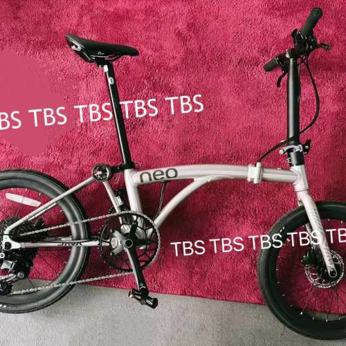 預訂 (最新款NEO 20吋）JAVA NEO 9速 油剎 20吋 406 鋁合金折叠車 （三折叠小布 國...