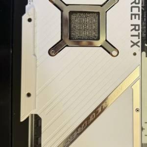 ASUS ROG-STRIX-RTX3090-O24G-WHITE