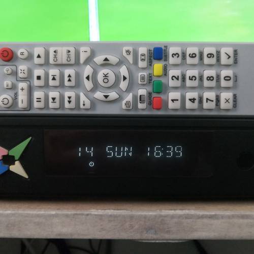 MAGIC MTV-3800D機顶盒内置1TB硬碟(100%全正常機身整體靚仔小用)