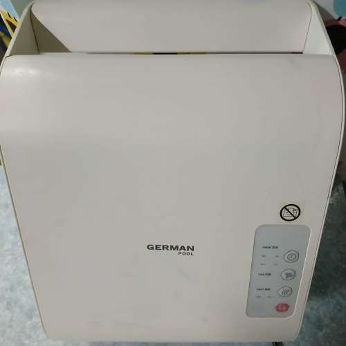 白色German Pool 德國寶浴室寶