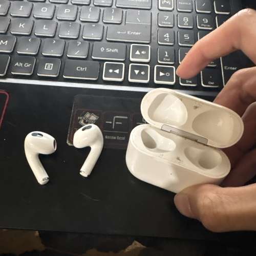 AirPods 3
