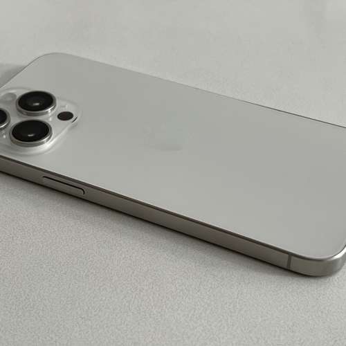 99 % New i phone 15 pro max 256GB (HK行貨)