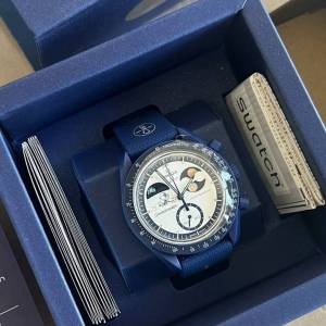 Omega x Swatch MoonShine Gold 8月限定版手錶