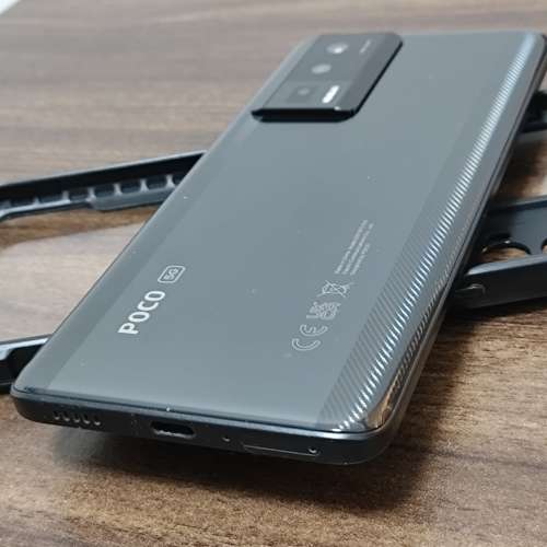 出售黑色poco F5 pro 512GB