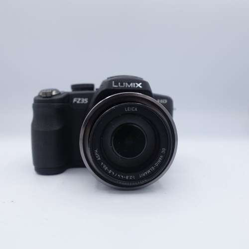 Panasonic DMC FZ35  leica asph VARIO ELMARIT  HD  跟2電一充 送記憶卡 送讀卡器 ...