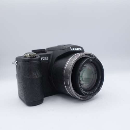 Panasonic DMC FZ35  leica asph VARIO ELMARIT  HD  跟2電一充 送記憶卡 送讀卡器 ...
