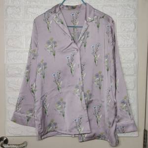 98%勁新行貨UNIQLO迪士尼花仙子睡衣加睡褲 紫色