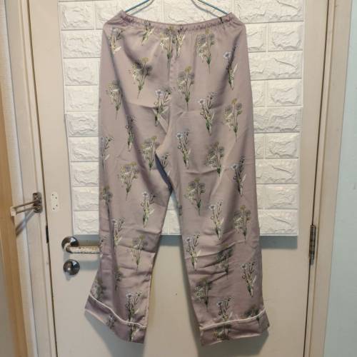 98%勁新行貨UNIQLO迪士尼花仙子睡衣加睡褲 紫色